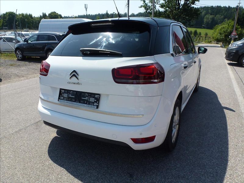 Citroën C4 Picasso 1,2 PureTech 130 S&S MAN6 NAVI - fotka 9 z 56