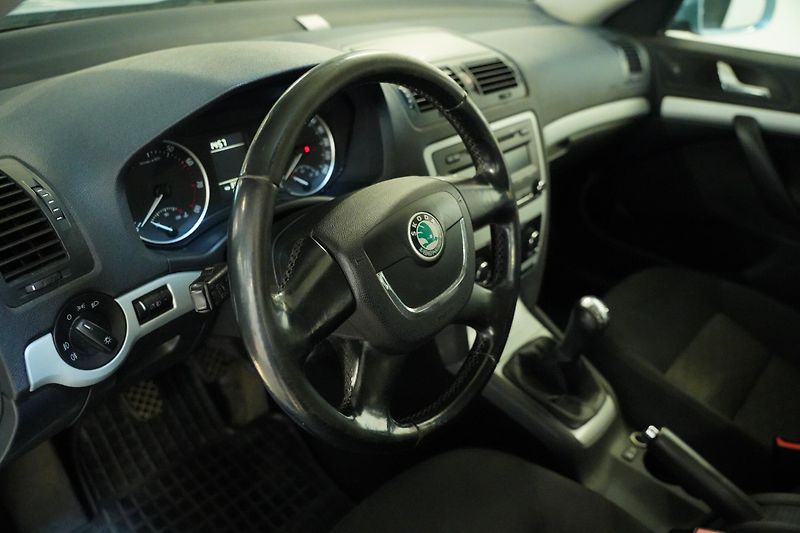 Škoda Octavia - fotka 15 z 21