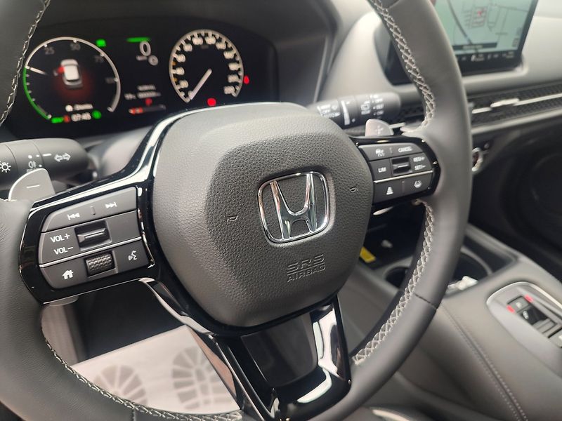 Honda ZR-V (2026) 2.0e:HEV 135kW Sport MR2027!!! - fotka 13 z 25