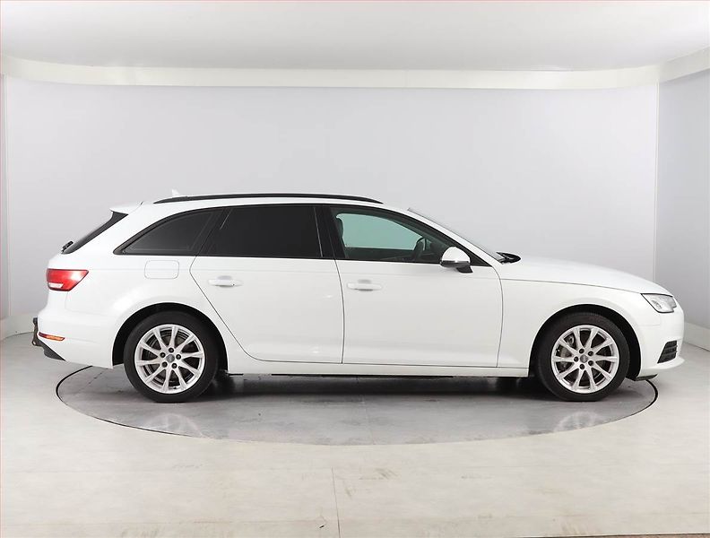 Audi A4 (2017) 2.0 TDI, Serv.kniha, Navi - fotka 6 z 25