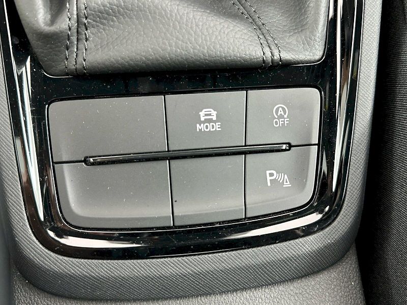 Škoda Kamiq (2025) DSG 1.0TSI 85kW Monte Carlo - fotka 24 z 33