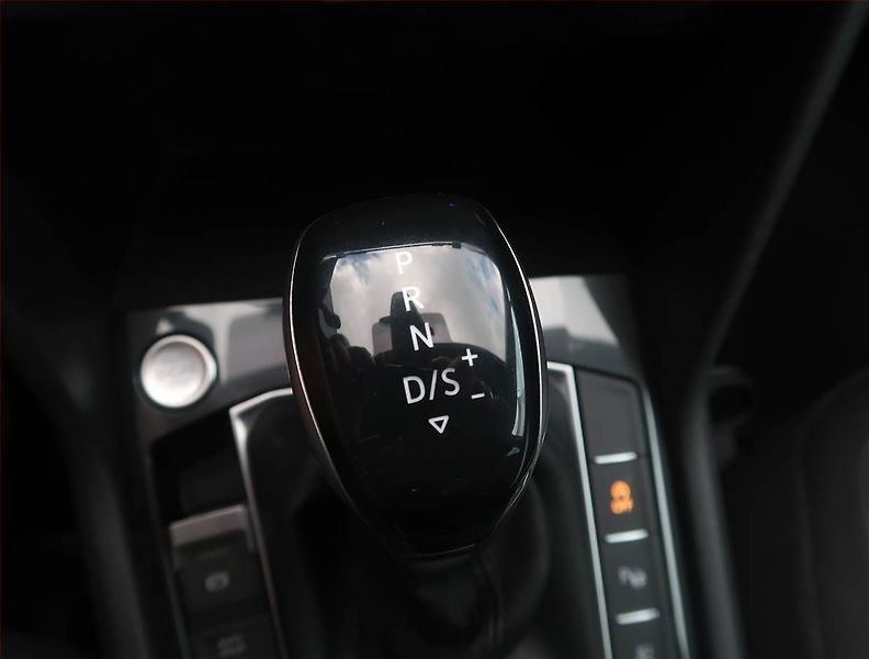 Volkswagen Tiguan (2021) Comfortline 2.0 TDI - fotka 12 z 14