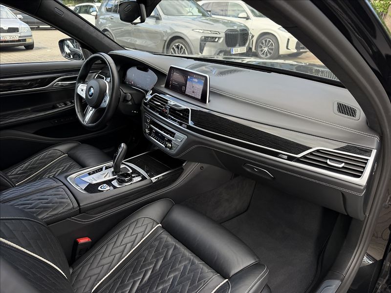 BMW Řada 7 740D Long Individual - fotka 10 z 46