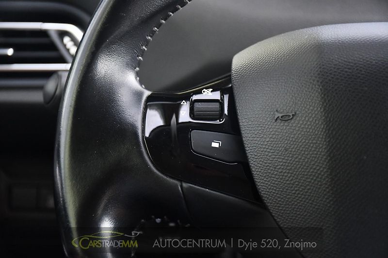 Peugeot 308 SW 1.5BlueHDi ACTIVE CARPLAY - fotka 27 z 47