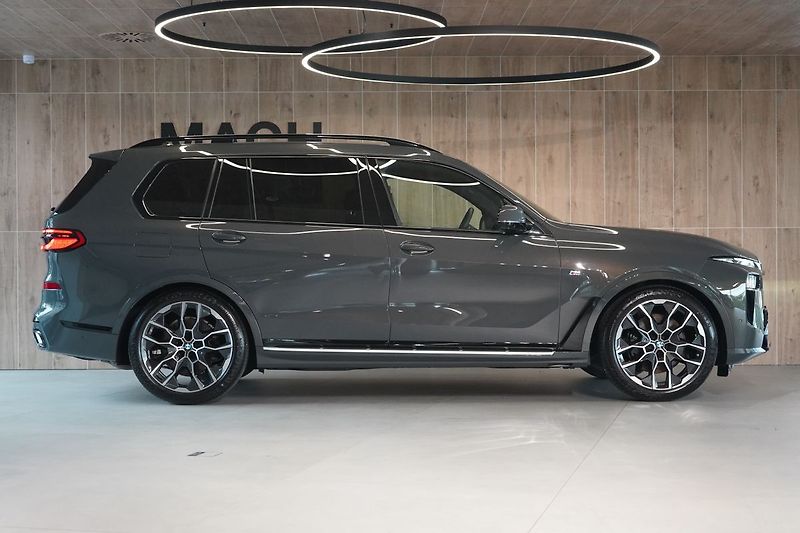 BMW X7 40d xDrive, Nezávislé, Masáž - fotka 6 z 49