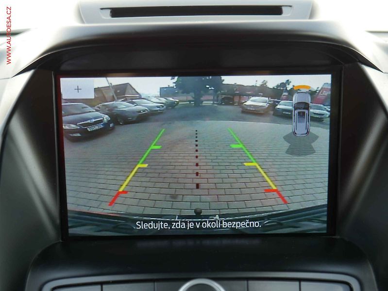 Ford Kuga (2019) 1.5 EB 4x4, Vignale, AT - fotka 18 z 22