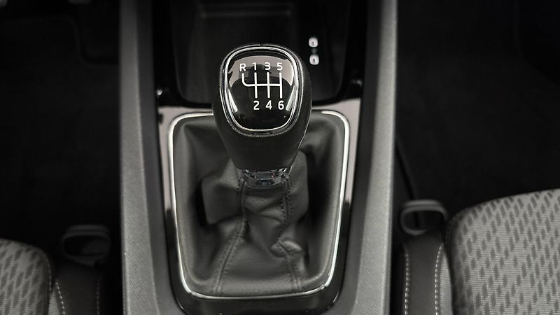 Škoda Octavia 1.5 TSI Style Combi - fotka 22 z 25