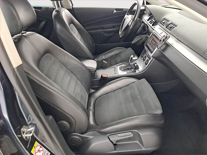 Volkswagen Passat (2008) 2.0 TDI, Automat, nová STK - fotka 9 z 18