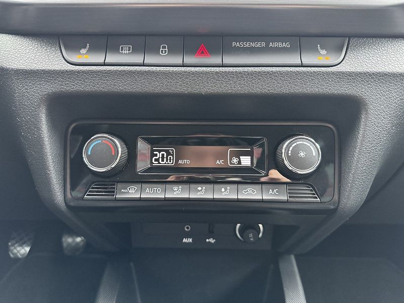 Škoda Fabia (2016) 1.2TSi JOY Navi Digi Klima - fotka 10 z 50