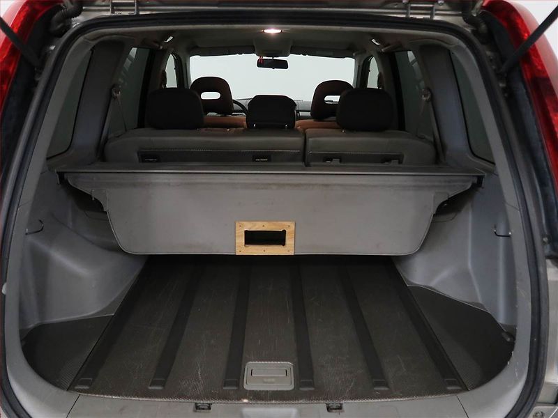 Nissan X-Trail (2006) 2.2 dCi, 4X4, Tažné - fotka 12 z 13