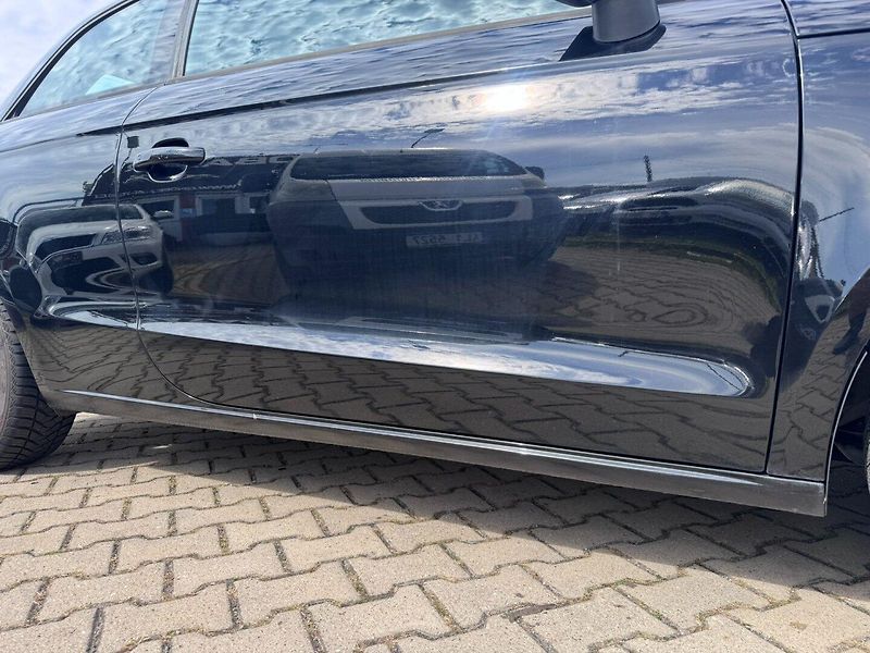 Audi A1 (2011) 1,2 TFSI 63 KW NOVÁ SPOJKA STK - fotka 17 z 50