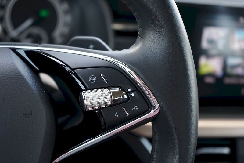 Škoda Kamiq (2023) TSI 110 kW Style DSG - tažné - fotka 22 z 30
