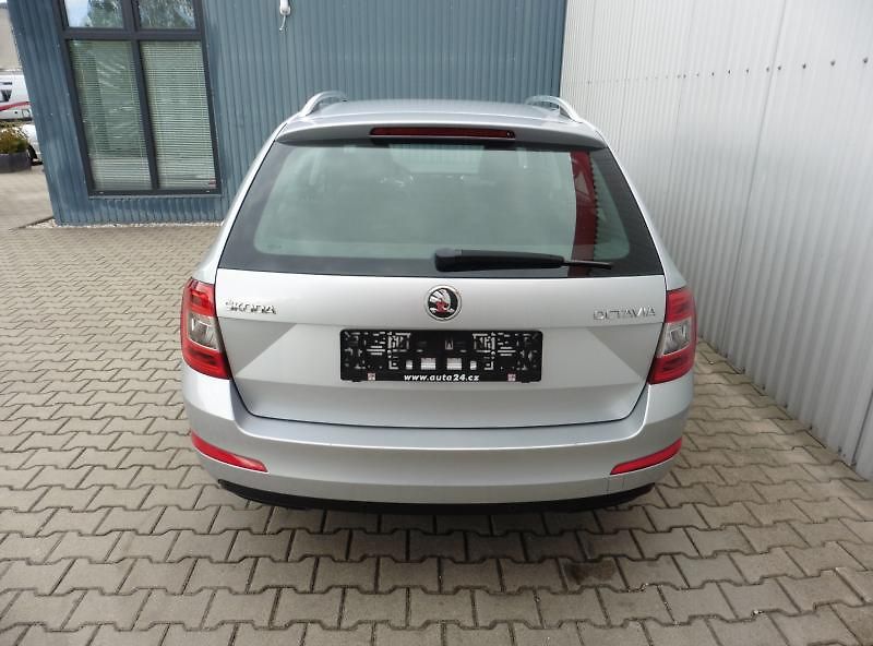 Škoda Octavia III Combi 1,4 TSi Style - fotka 7 z 14