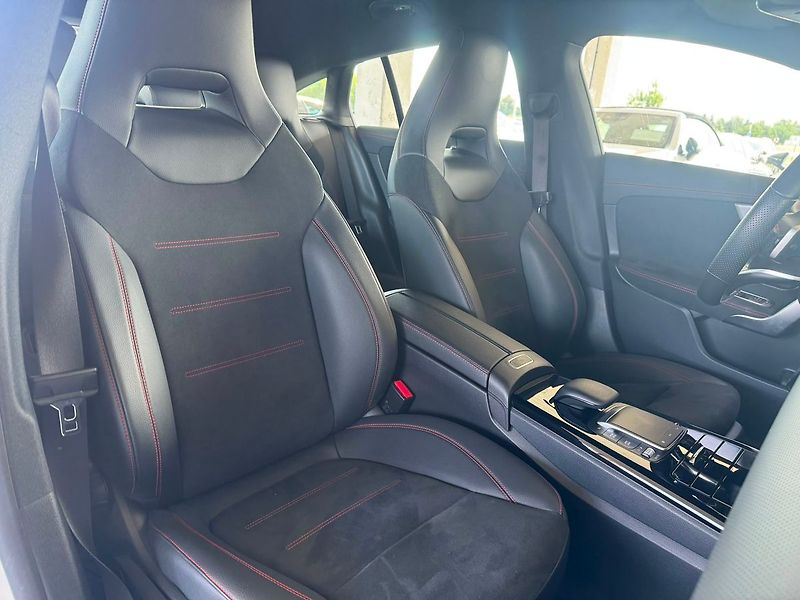 Mercedes-Benz CLA d Shooting Brake - fotka 18 z 21