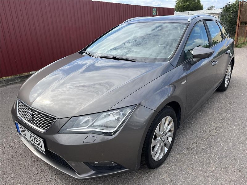 Seat Leon 1,4 TSi 92KW KLIMA ROZVODY - fotka 1 z 40