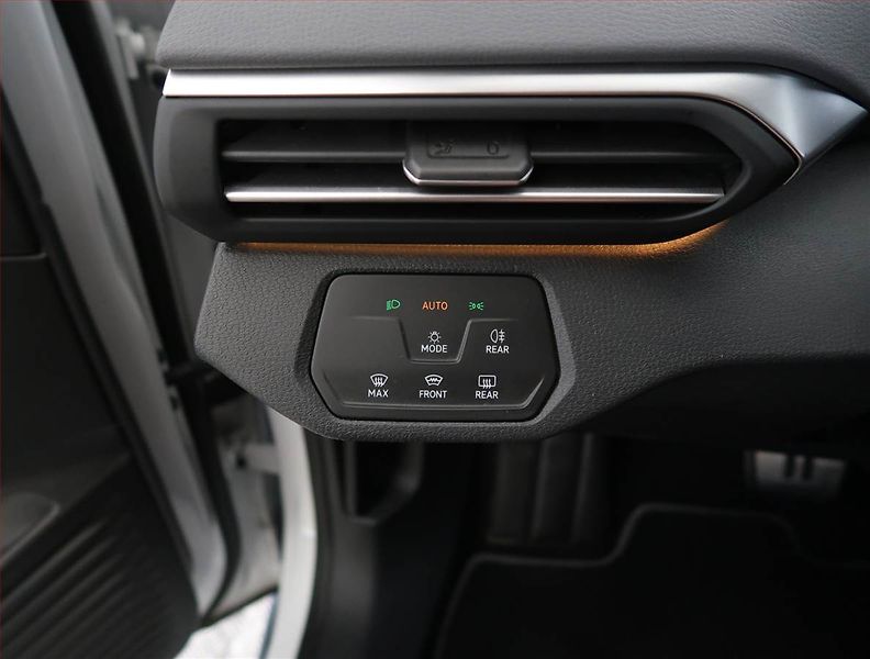 Volkswagen ID.4 (2021) Pro Perf. (82 kWh), SoH 76% - fotka 24 z 29