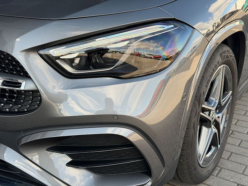 Mercedes-Benz GLA 200 AMG Style Edition - fotka 9 z 34