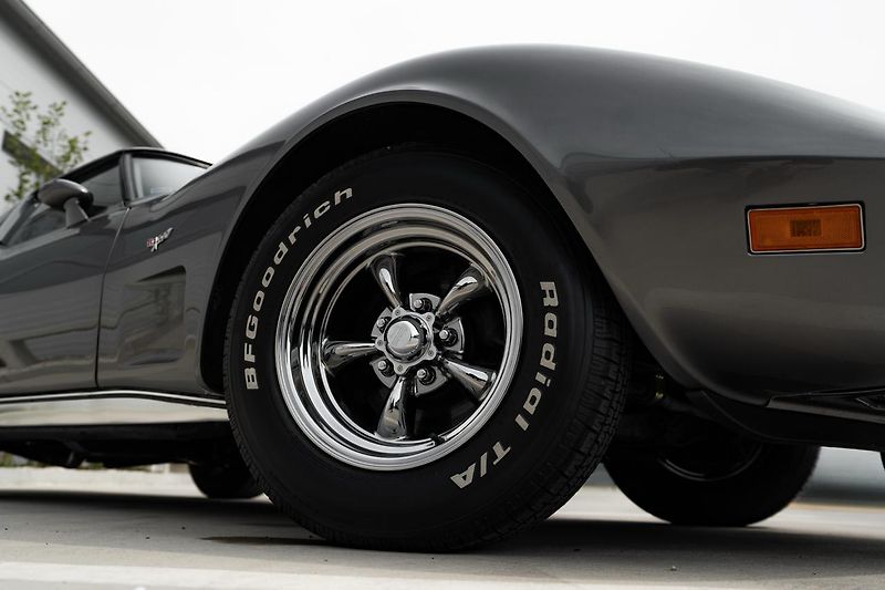 Chevrolet Corvette (1977) - fotka 17 z 51