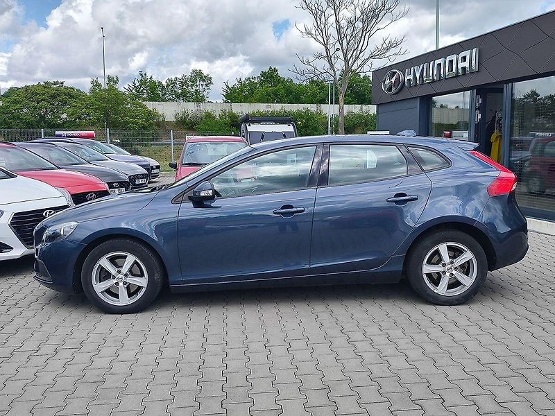 Volvo V40 2.0i/90kW kinetic - fotka 8 z 27