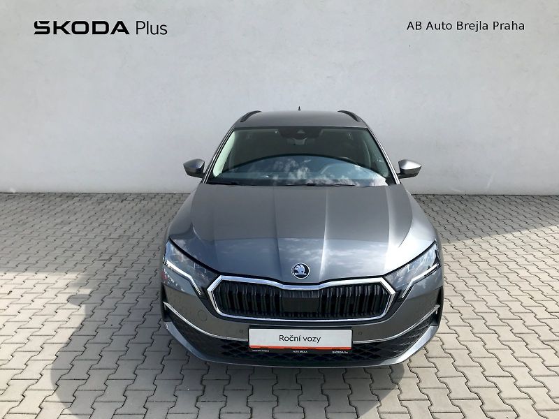 Škoda Octavia (2025) COMBI TOP SELECTION 1,5 TSI 85 - fotka 4 z 25