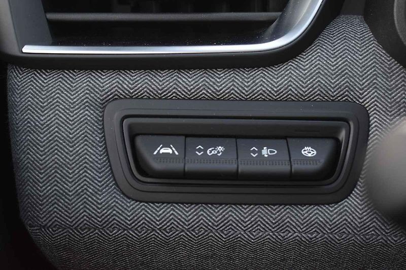 Nerovnosti zvládá auto skvěle