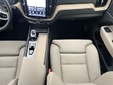 Volvo XC60 2.0 B5 4x4 PLUS DARK - náhled 16