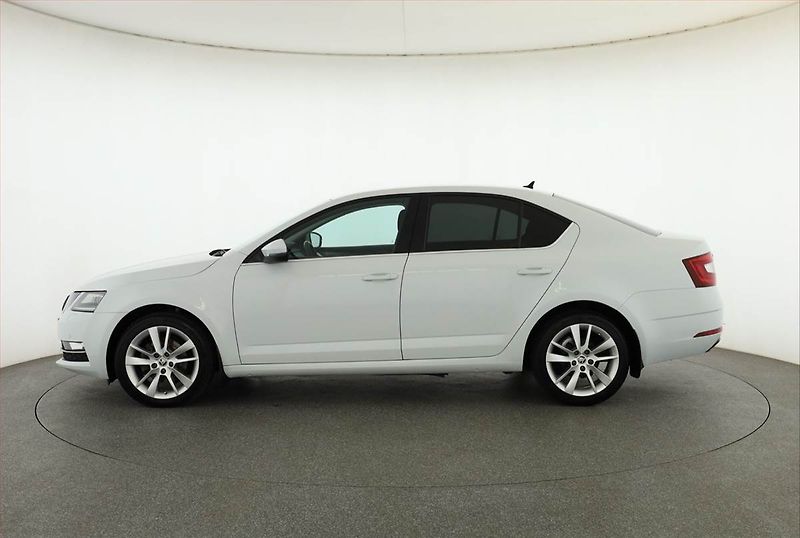 Škoda Octavia (2017) Style 2.0 TDI, Navi, Tempomat - fotka 3 z 20