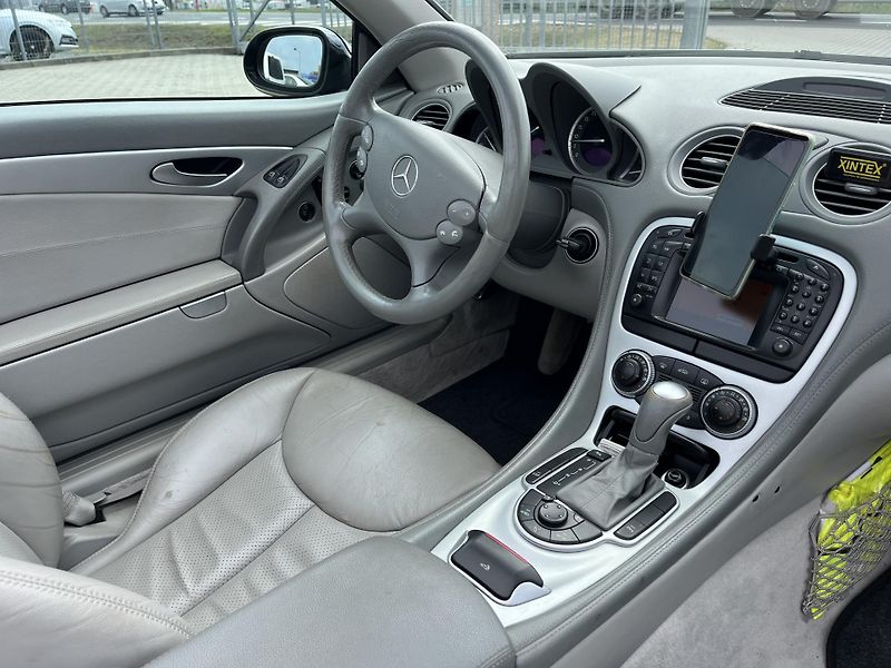 Mercedes-Benz SL (2003) 350 - fotka 10 z 12