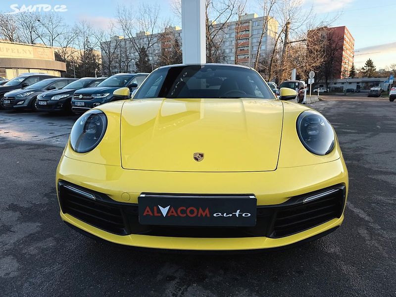 Porsche 911 992 Carrera S záruka do 12/26 - fotka 2 z 32