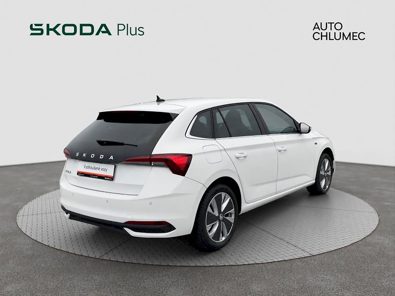 Škoda Scala (2024) 1.0 TSI DSG Drive - fotka 2 z 28