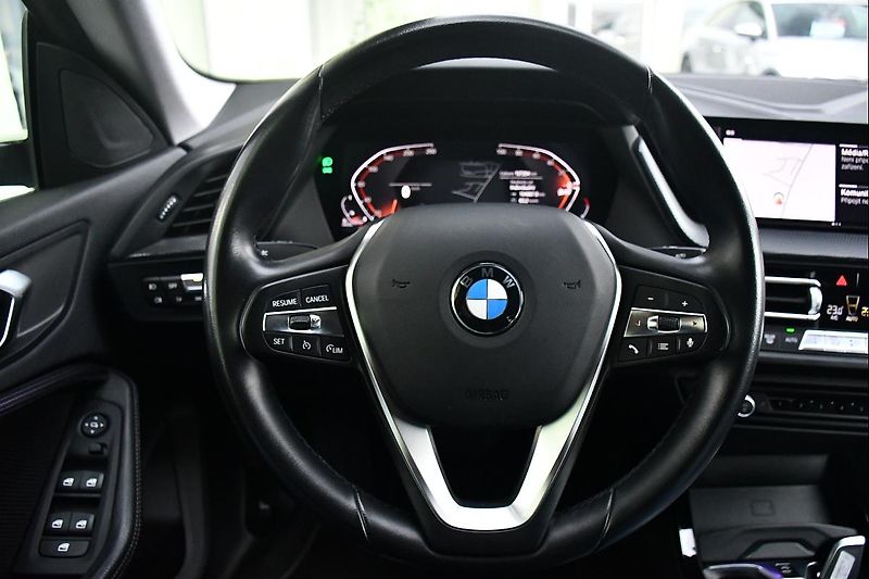 BMW Řada 2 218d LED NAVI REZERVACE - fotka 22 z 45