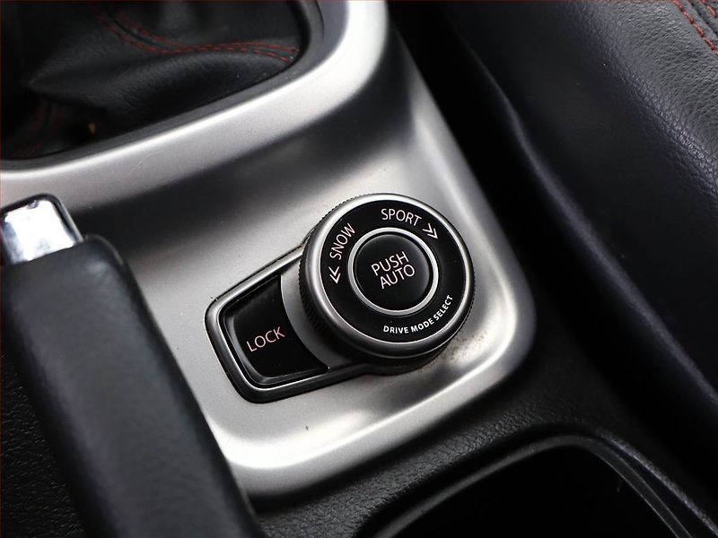 Suzuki Vitara (2017) 1.4 BoosterJet, 4X4, ČR,1.maj - fotka 16 z 18
