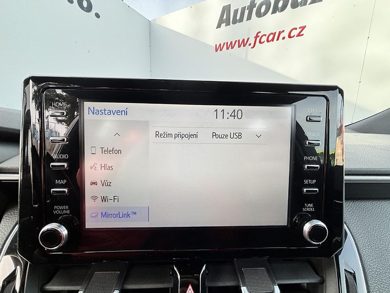 Toyota Corolla (2019) 1.2Turbo 85kW Alu kola! - fotka 28 z 29