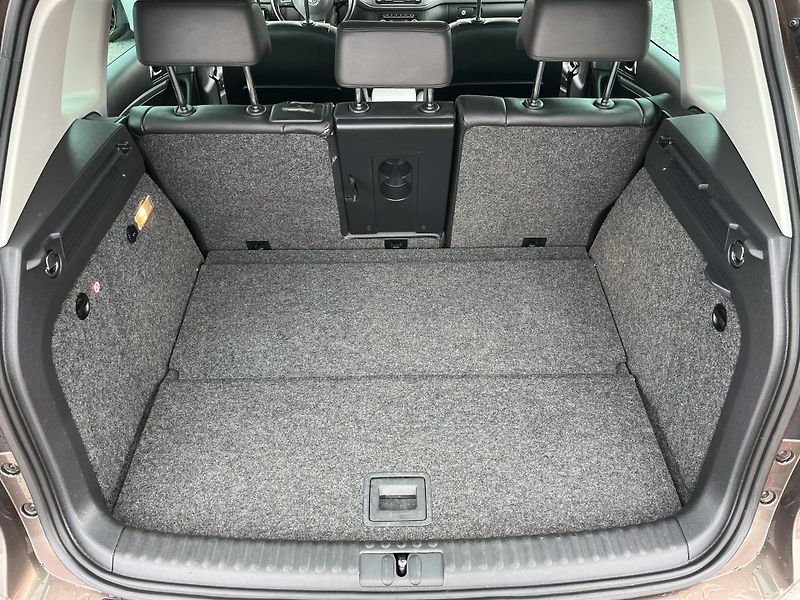 Volkswagen Tiguan (2012) 2.0 TDI 103 KW 4x4 - fotka 18 z 21