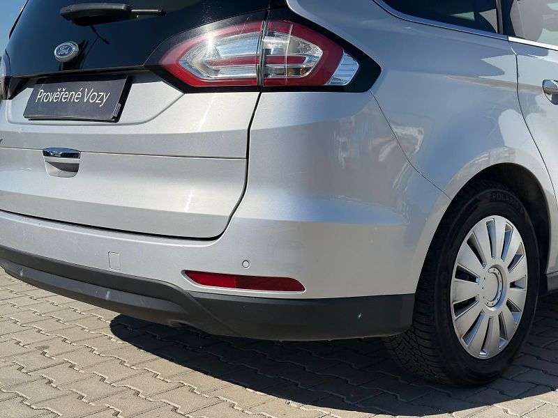 Ford Galaxy 2,0 TDCi 110kW Titanium AT - fotka 29 z 29