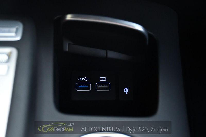 Genesis GV70 2.5T AWD AT8 LUXURY LINE - fotka 36 z 58