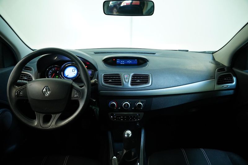 Renault Fluence - fotka 5 z 25