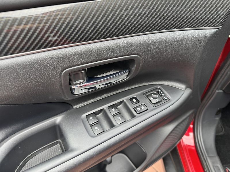 Mitsubishi Outlander (2020) 2.0i Automat SpiritPlus LED - fotka 27 z 49