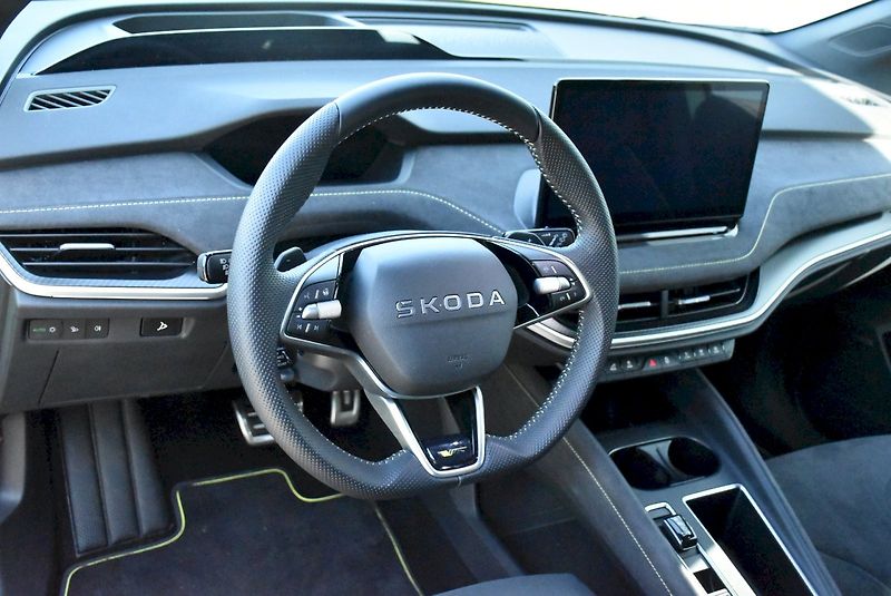 Škoda Elroq (2026) RS 250 KW 4X4 Maxx paket - fotka 6 z 30