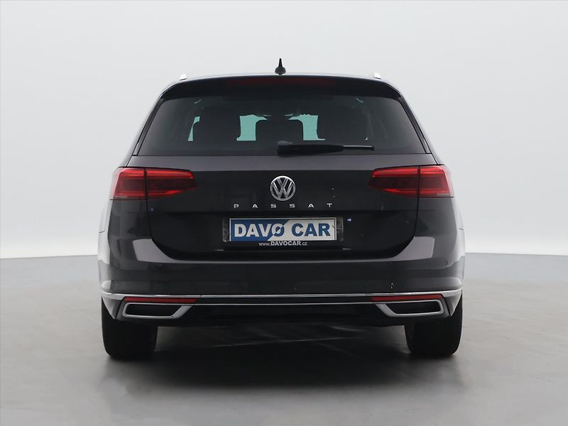 Volkswagen Passat 2,0 TDI 110kW DSG Elegance - fotka 6 z 34