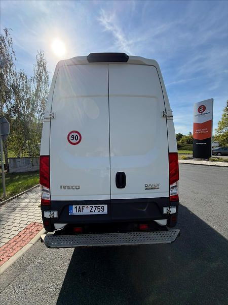 Iveco Daily 3,0 70C18HA8V 18cm3 - fotka 7 z 46