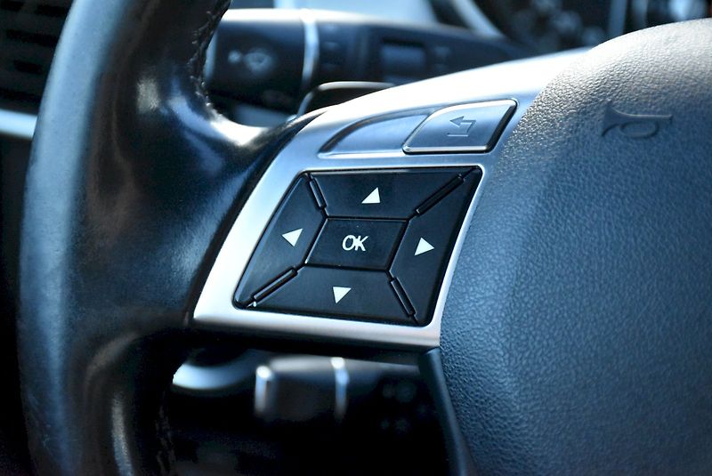 Mercedes-Benz Třídy M (2013) 3.0 Cdi 190kW 4x4 - fotka 26 z 31