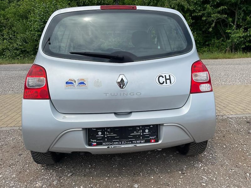 Renault Twingo (2007) 1,2  56KW 91300KM!!! - fotka 15 z 40