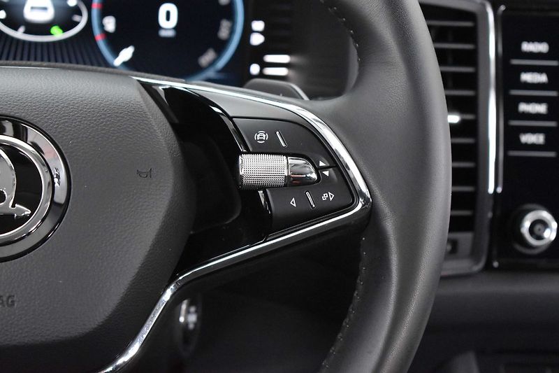 Škoda Kodiaq 2.0 TDI STYLE+*TAŽNÉ*DPH*ČR 1M - fotka 20 z 48