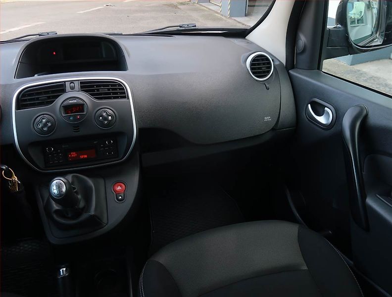 Renault Kangoo (2017) 1.5 dCi, 5Míst, ČR, 1Maj, DPH - fotka 8 z 16