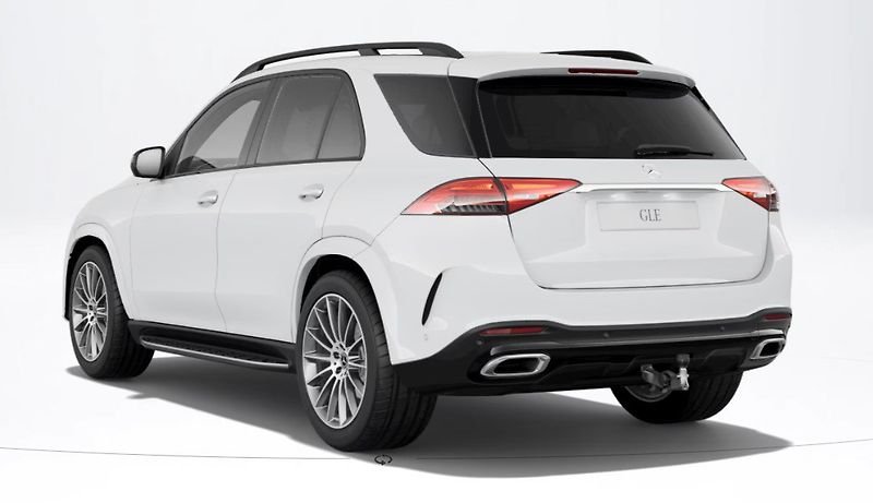 Mercedes-Benz GLE (2026) 450 4MATIC Edition 140 Years - fotka 4 z 9