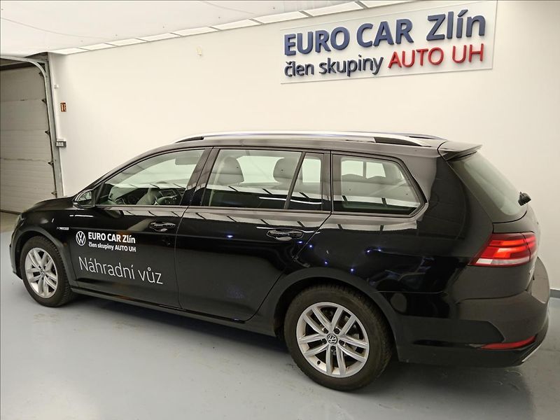 Volkswagen Golf 1,5   TGI Comfortline - fotka 4 z 16