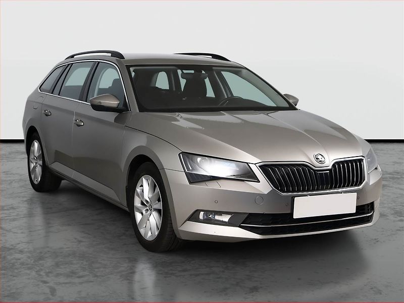 Škoda Superb (2016) Ambition 2.0 TDI, ČR,1.maj - fotografie inzerátu