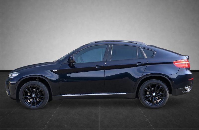 BMW X6 30d, Webasto, LED, HUD, Tažné - fotka 2 z 30