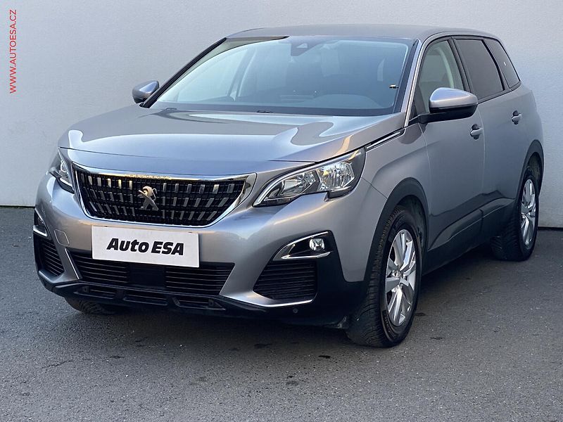Peugeot 5008 (2020) 1.5 HDi, Active, AT, navi - fotka 3 z 18